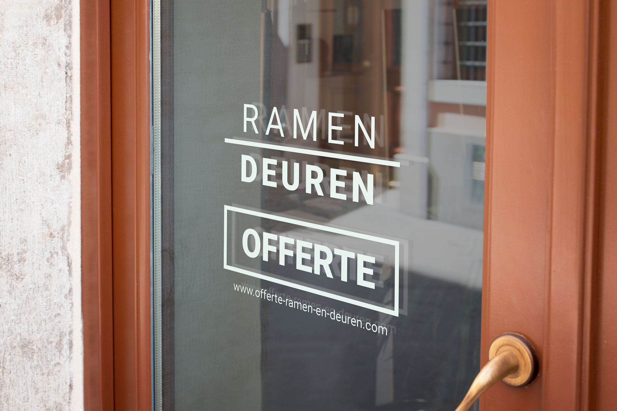 Ramen plaatsen prijs